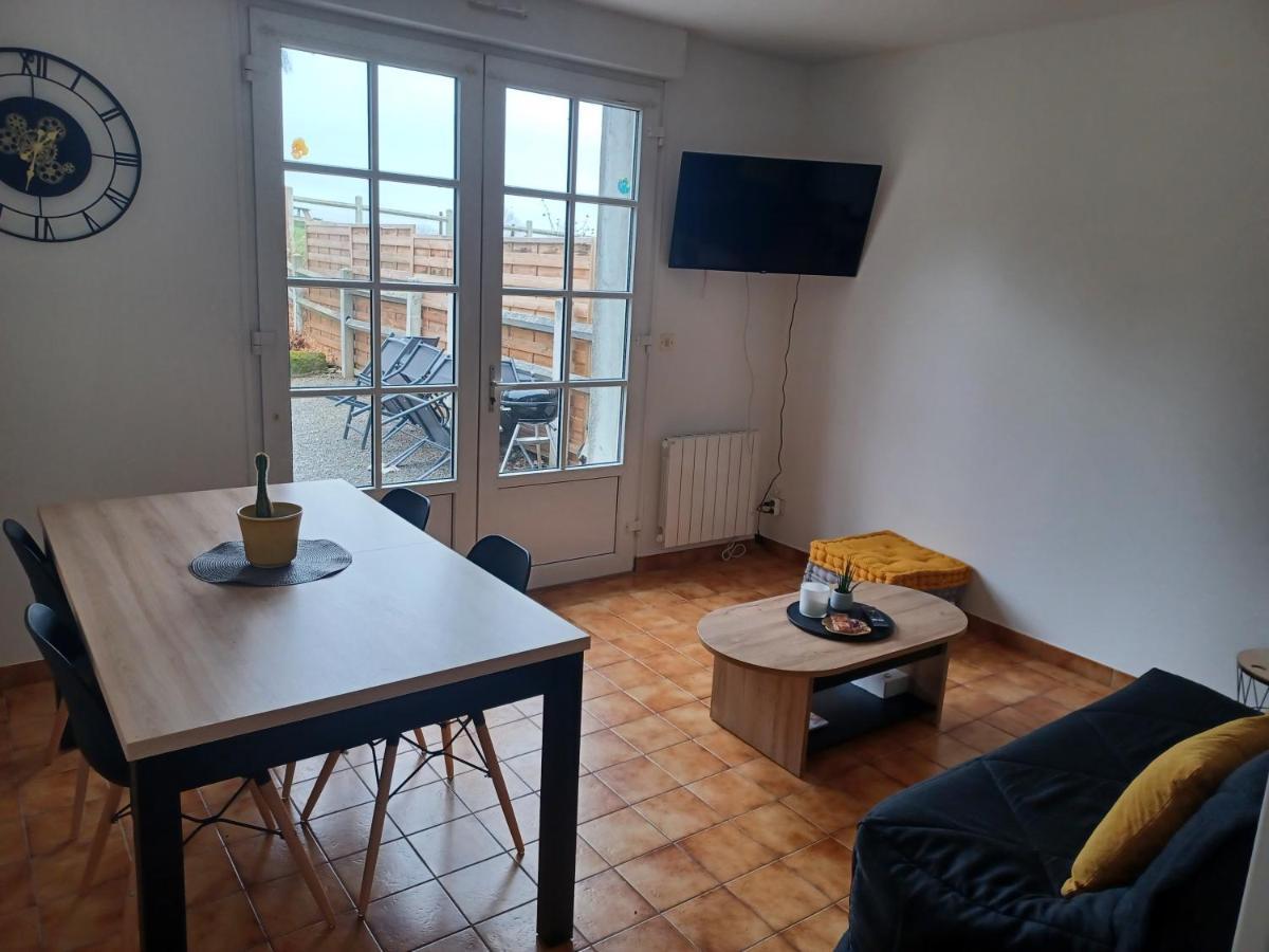 Maison Chaleureuse Avec Terrasse Et Vue Baie Avranches Exterior foto